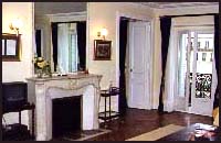 livingrm1sm.jpg (13002 bytes)